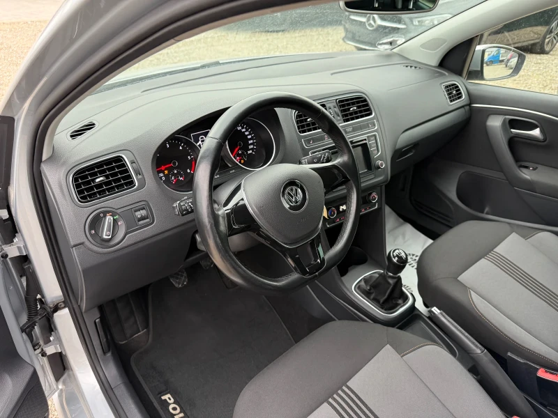 VW Polo 1.4tdi/90hp/Navi/Evro6/, снимка 9 - Автомобили и джипове - 49473644