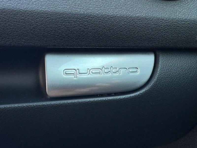 Audi A3 2.0TDI* * QUATTRO* * LED* * FACELIFT* * , снимка 16 - Автомобили и джипове - 50553898