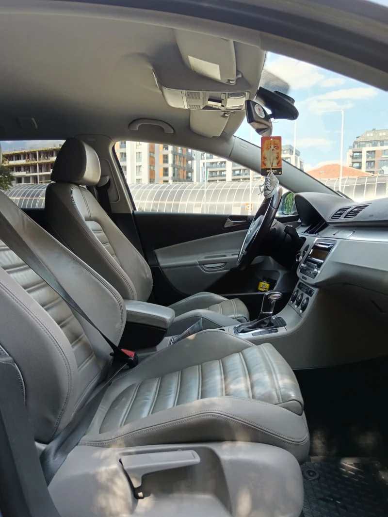 VW Passat 1.4 TURBO 150к.с Metan, снимка 12 - Автомобили и джипове - 52251456