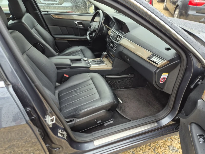 Mercedes-Benz E 220 CDI AUTOMAT , снимка 9 - Автомобили и джипове - 52588600