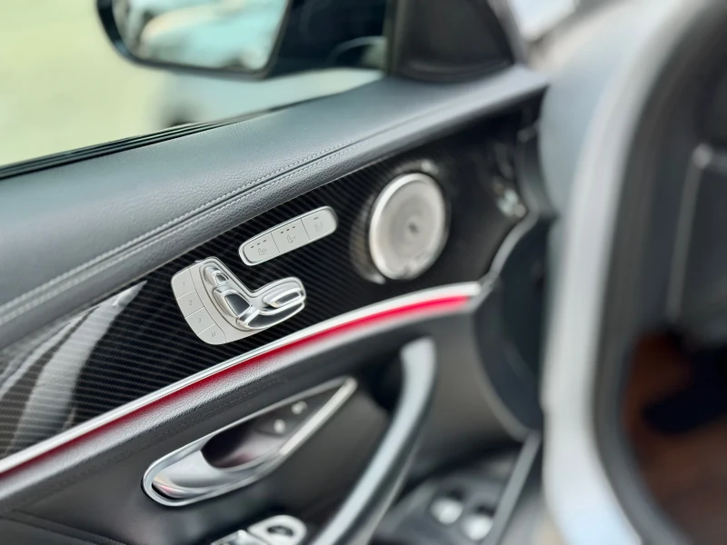 Mercedes-Benz E 43 AMG, снимка 10 - Автомобили и джипове - 52775163