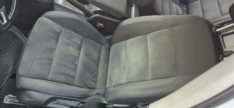 VW Golf, снимка 2 - Автомобили и джипове - 53222064