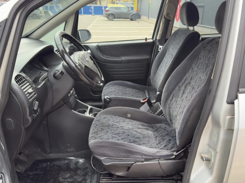 Opel Zafira 2.2 dizel 7 местен, снимка 10 - Автомобили и джипове - 53289327