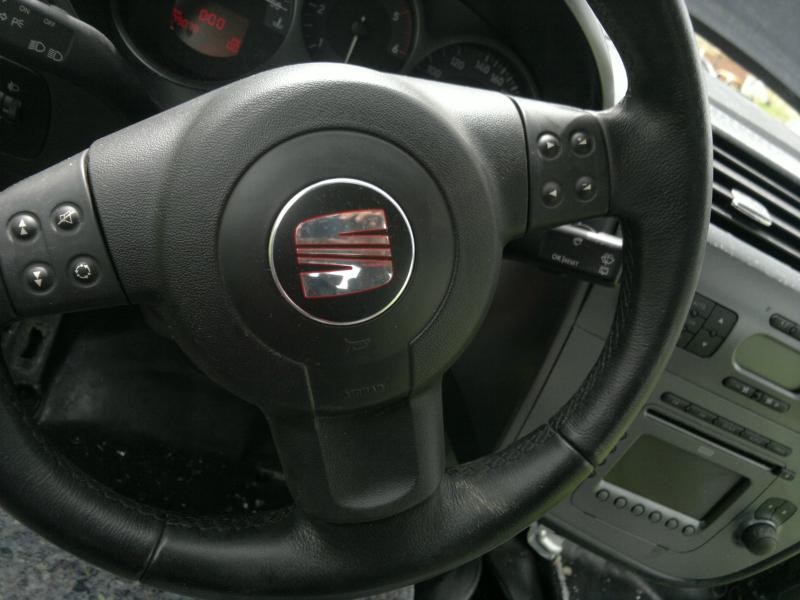 Seat Leon 1.9  2.0, снимка 2 - Автомобили и джипове - 14989559