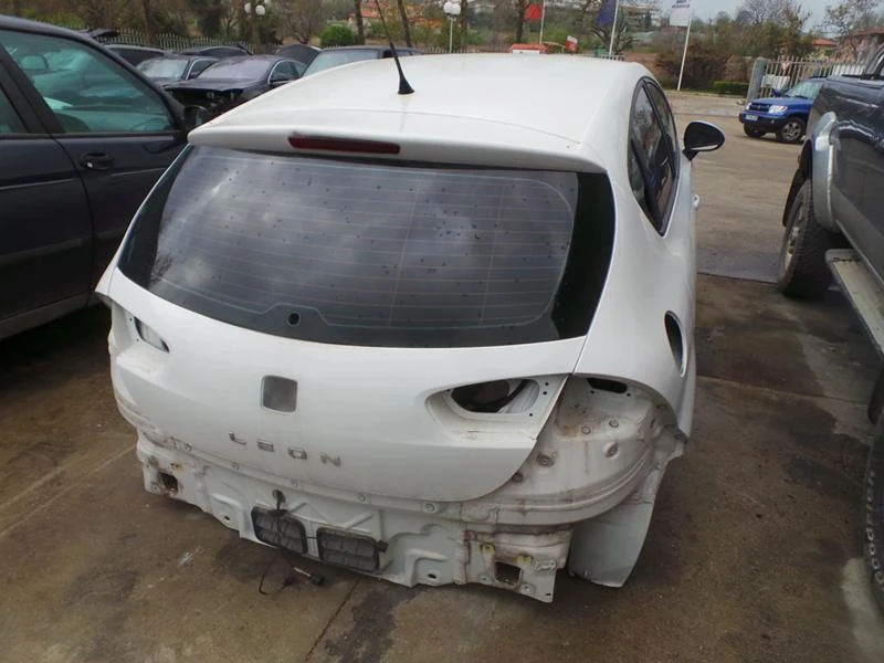 Seat Leon TDI, снимка 3 - Автомобили и джипове - 47850563