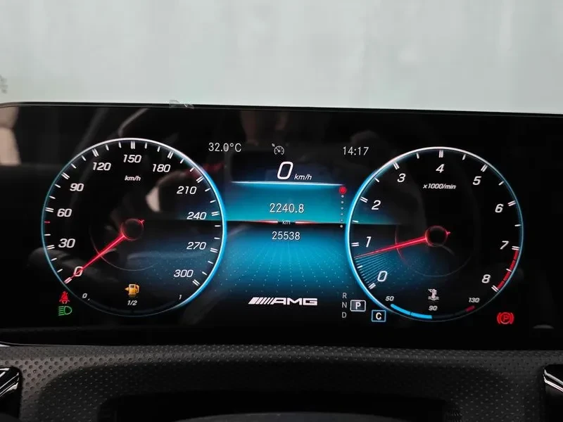 Mercedes-Benz CLA 45 AMG S 4Matic+ , снимка 8 - Автомобили и джипове - 55952730
