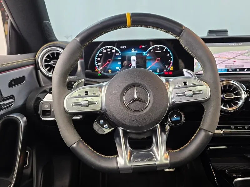 Mercedes-Benz CLA 45 AMG S 4Matic+ , снимка 13 - Автомобили и джипове - 55952730