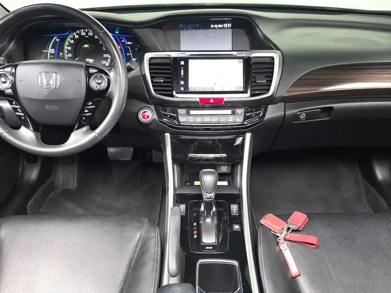 Honda Accord 2.0 Hybrid 9Th Generation | Mobile.bg � ����������� 14