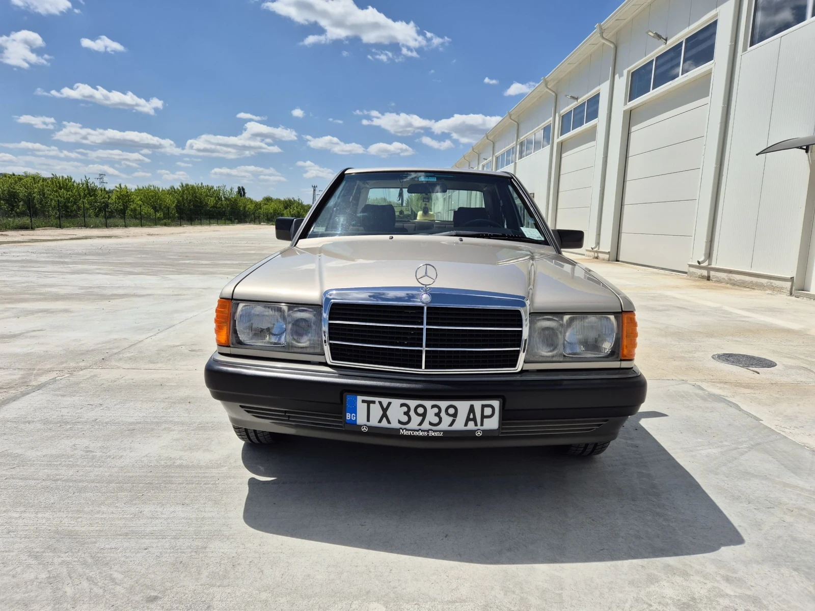 Mercedes-Benz 190 За Колекционери 190Е 1.8 Бензин 94000км 1990г - изображение 3