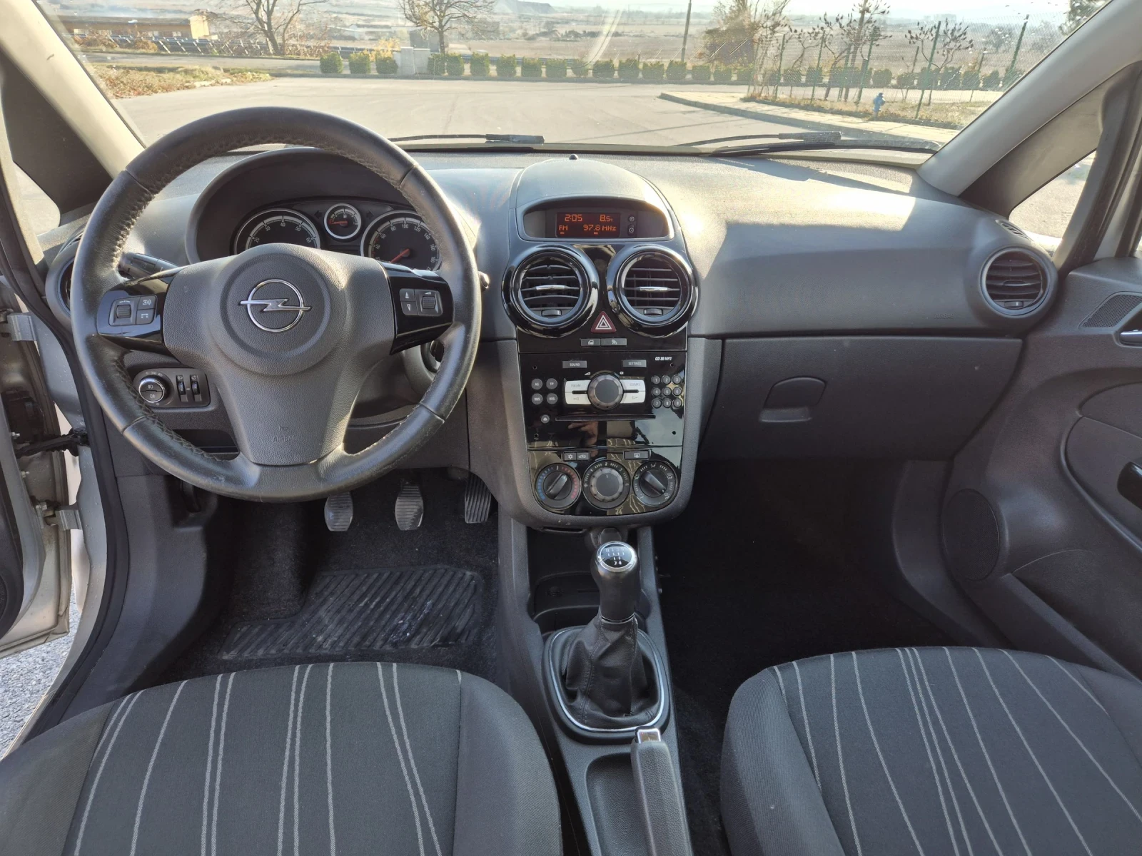 Opel Corsa 1.4 Eco - изображение 8