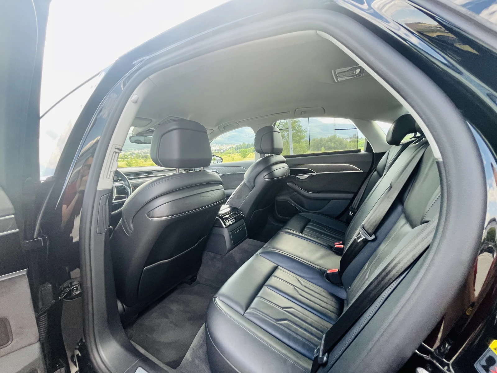 Audi A8  - изображение 10
