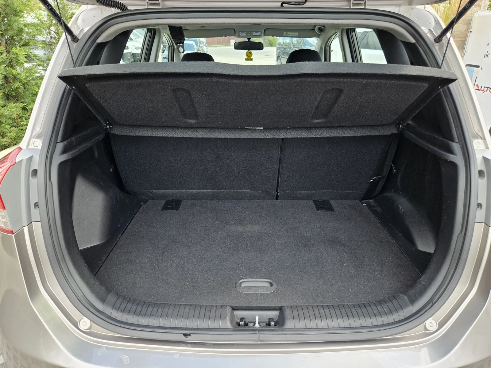 Hyundai Ix20 1.4D-90кс= FACELIFT= 6СКОРОСТИ= EURO 6B - изображение 10