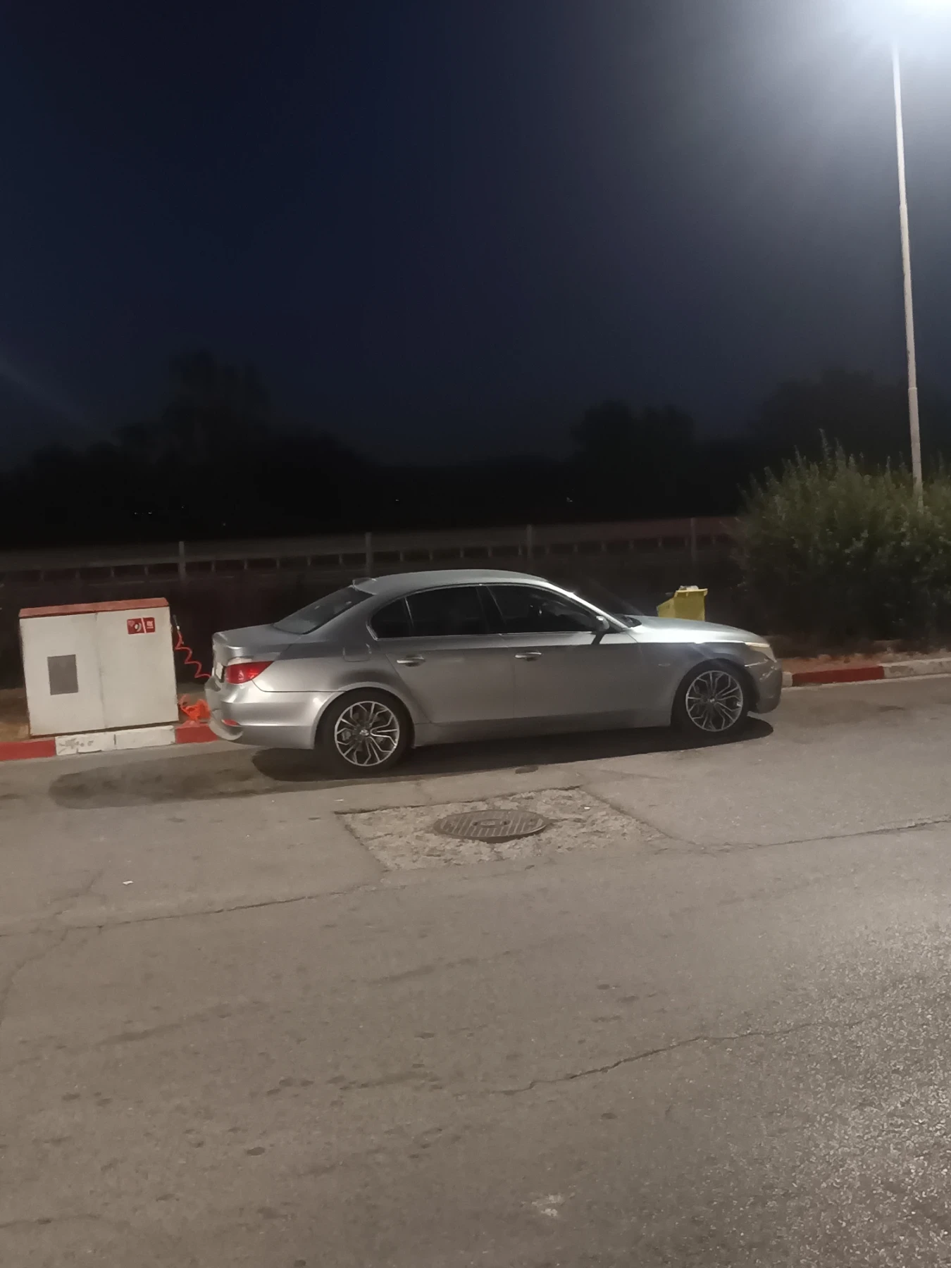 BMW 530 Газ, бензин - изображение 4