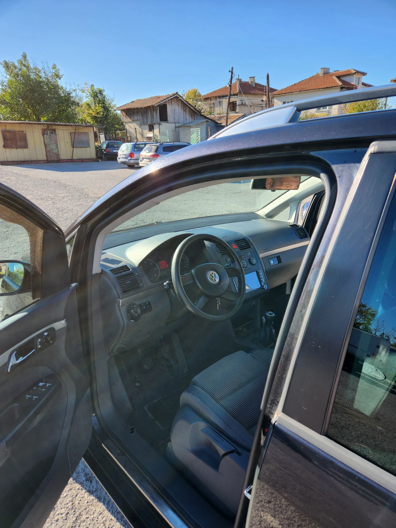 VW Touran 2.0 TDI - изображение 9