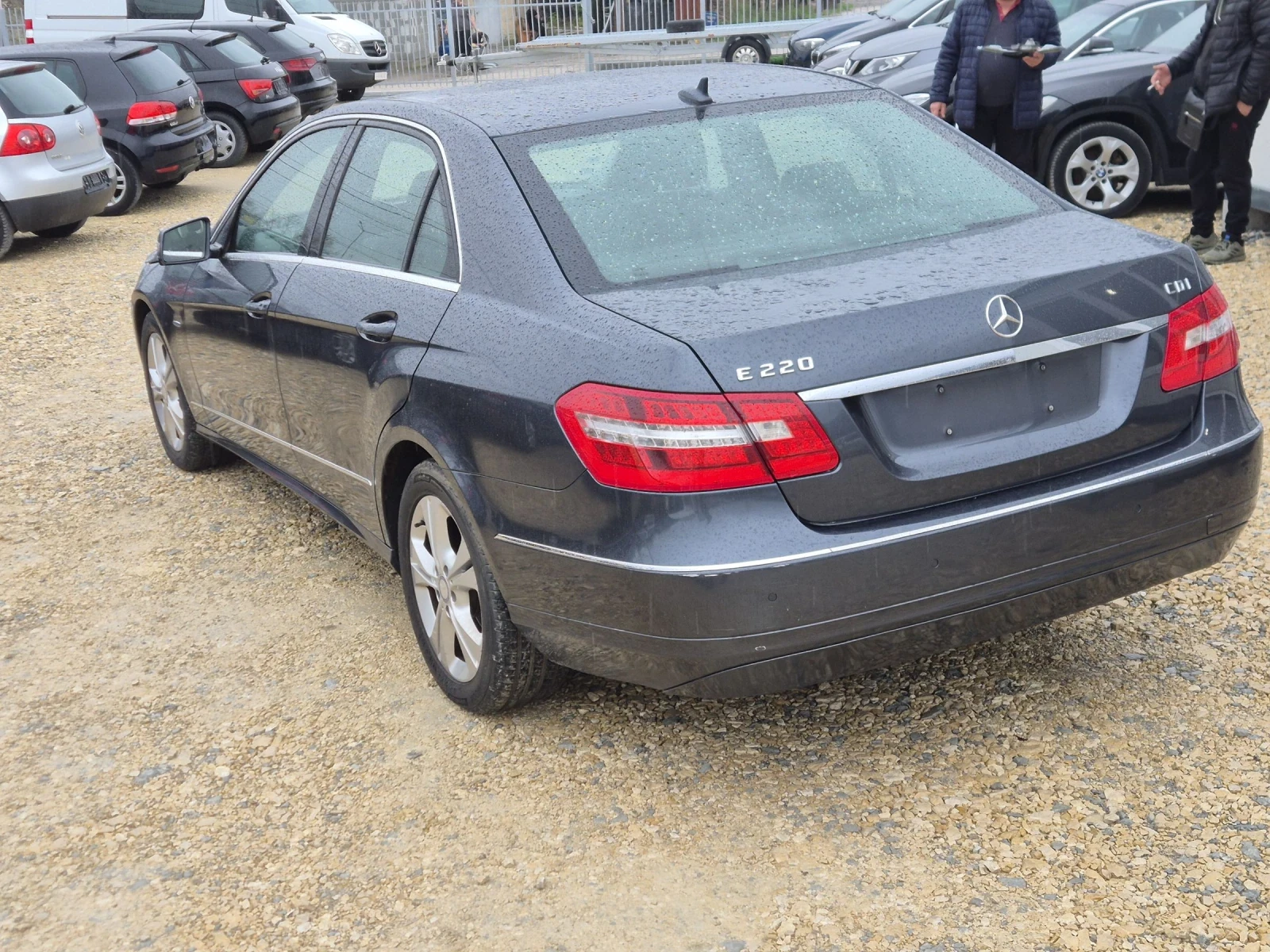 Mercedes-Benz E 220 CDI AUTOMAT  - изображение 3