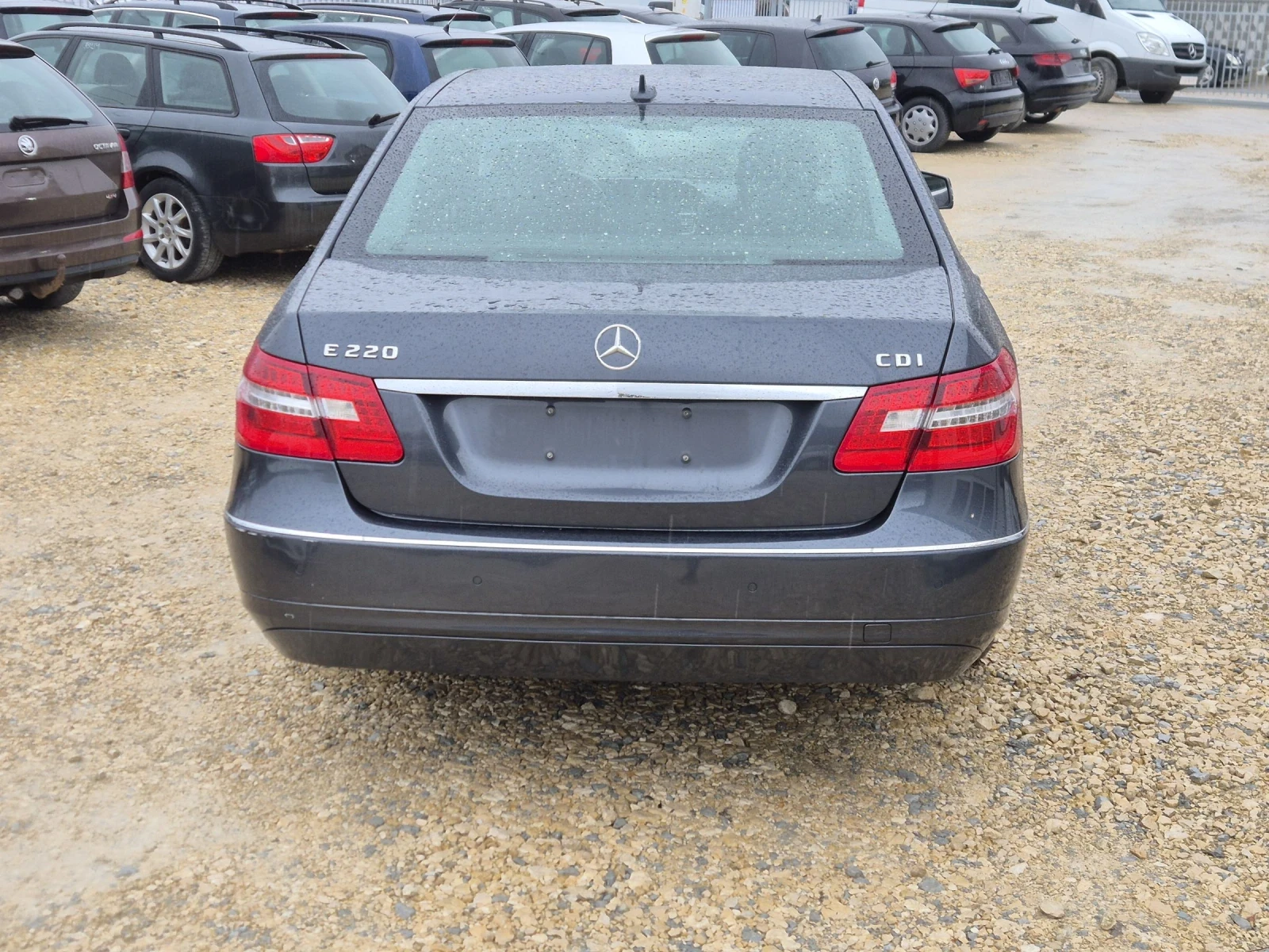 Mercedes-Benz E 220 CDI AUTOMAT  - изображение 4