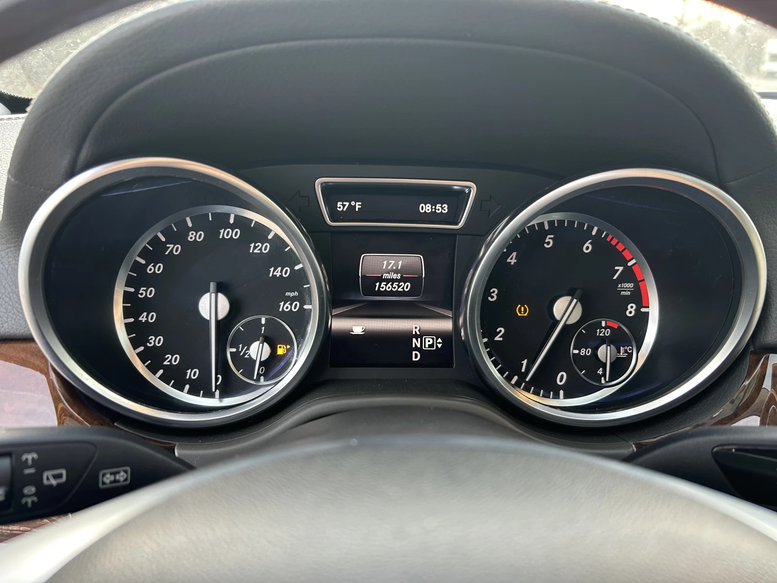 Mercedes-Benz ML 550  - изображение 10