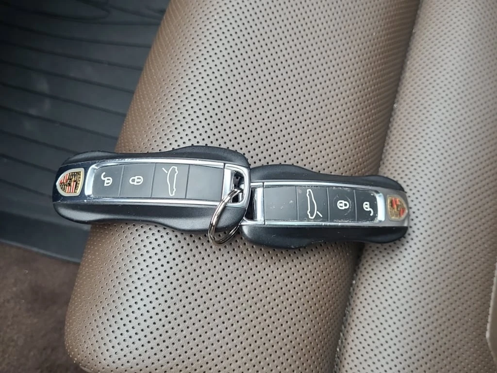 Porsche Panamera 4S 2017 * CARFAX * ��� ������������ ������ | Mobile.bg � ����������� 12