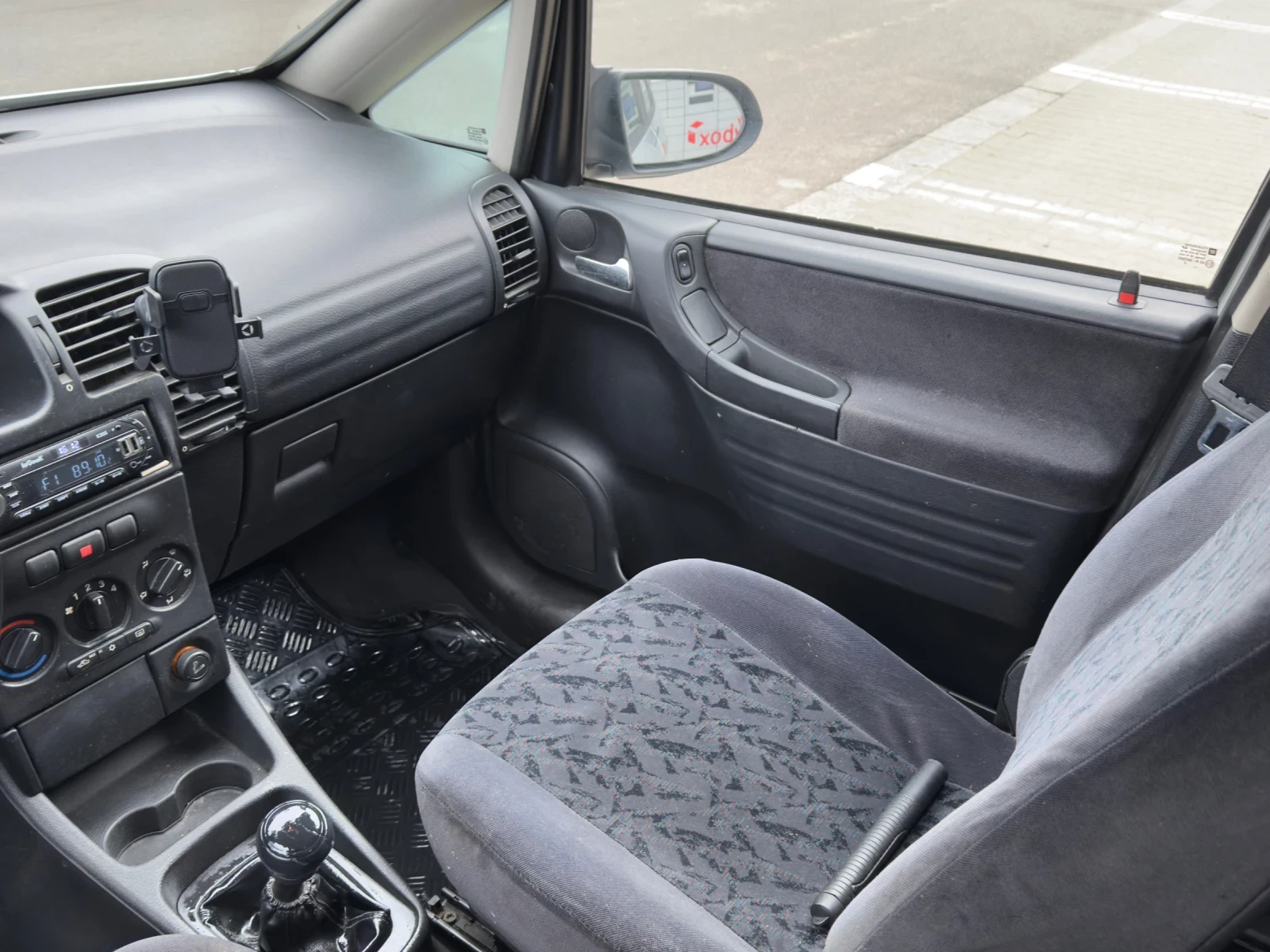 Opel Zafira 2.2 dizel 7 ������ | Mobile.bg � ����������� 13