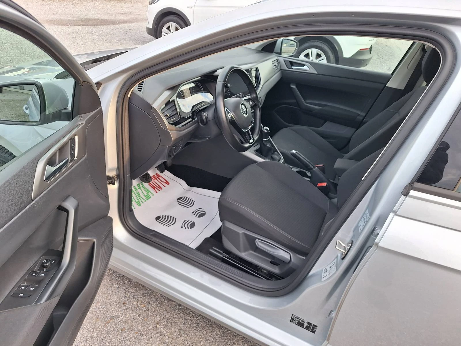 VW Polo 1.0TGI-90��-EURO 6 | Mobile.bg � ����������� 8