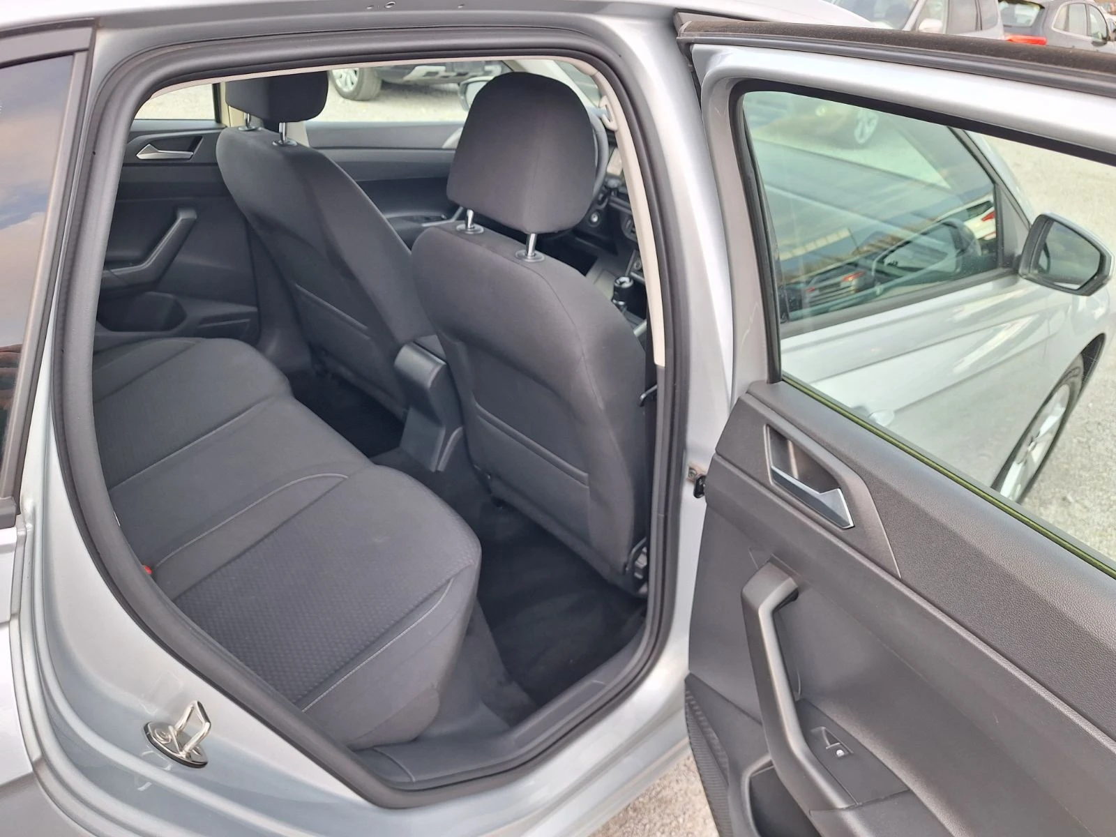 VW Polo 1.0TGI-90��-EURO 6 | Mobile.bg � ����������� 11