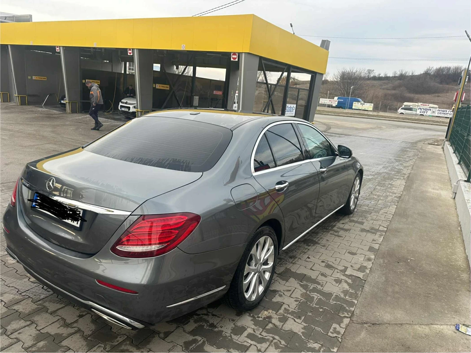 Mercedes-Benz E 300 | Mobile.bg � ����������� 3