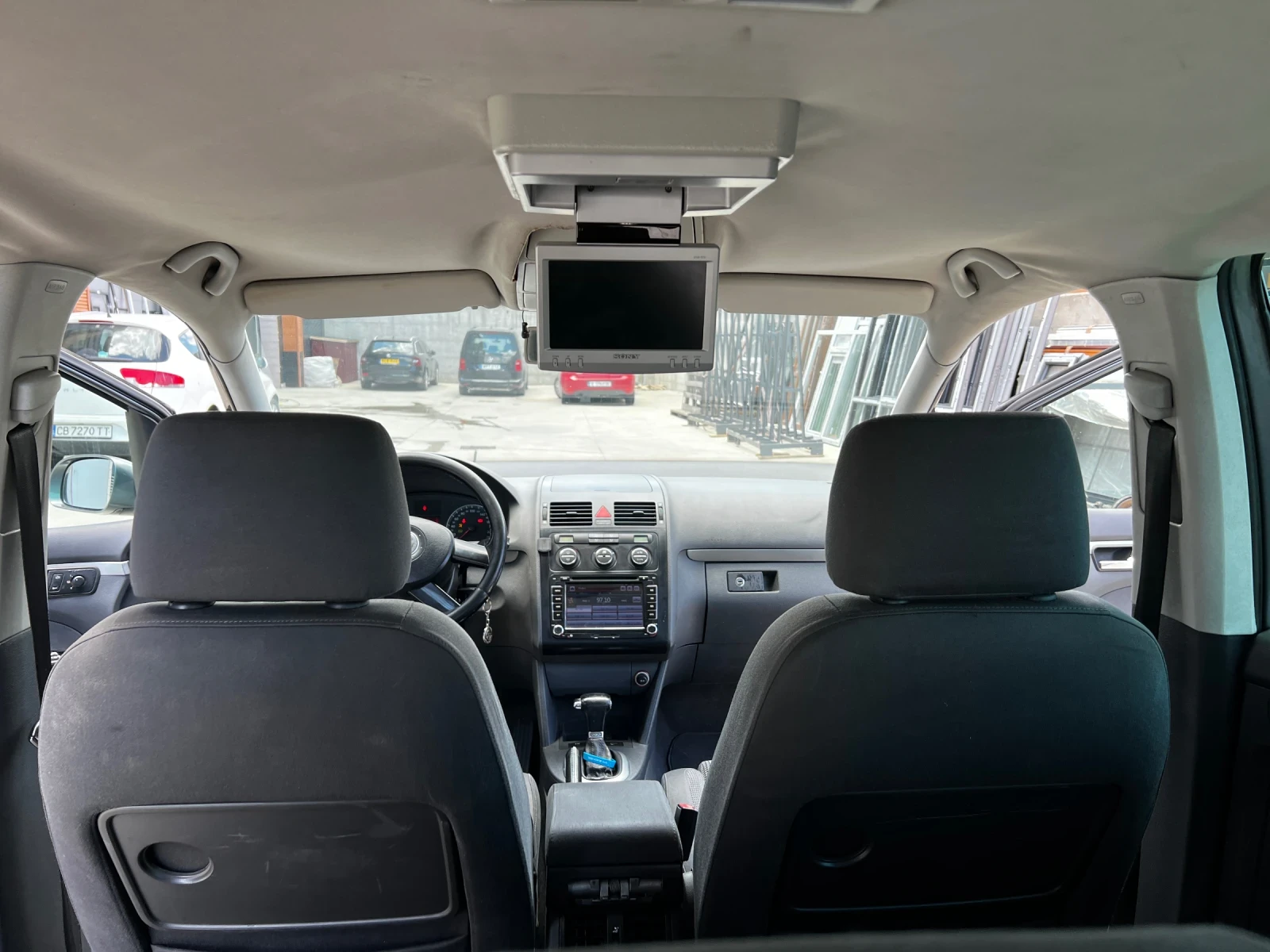 VW Touran, снимка 12 - Автомобили и джипове - 54810966