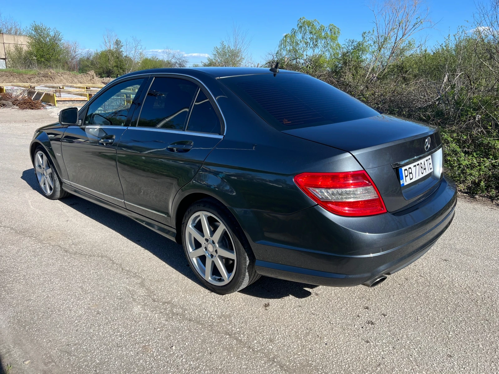 Mercedes-Benz C 320 AMG Avantgarde, снимка 3 - Автомобили и джипове - 54811164