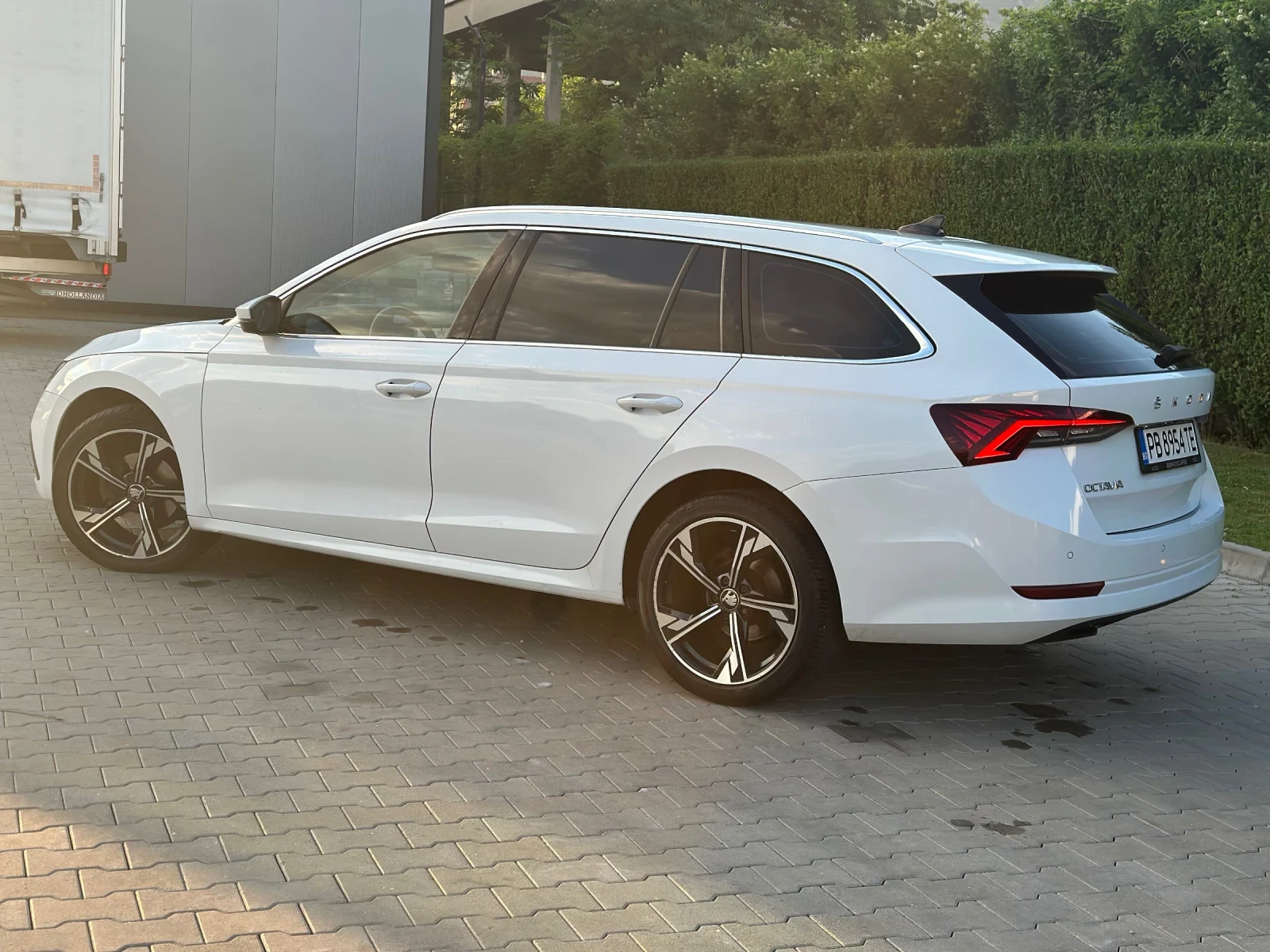 Skoda Octavia 2.0 TDI 150 , снимка 7 - Автомобили и джипове - 54842654