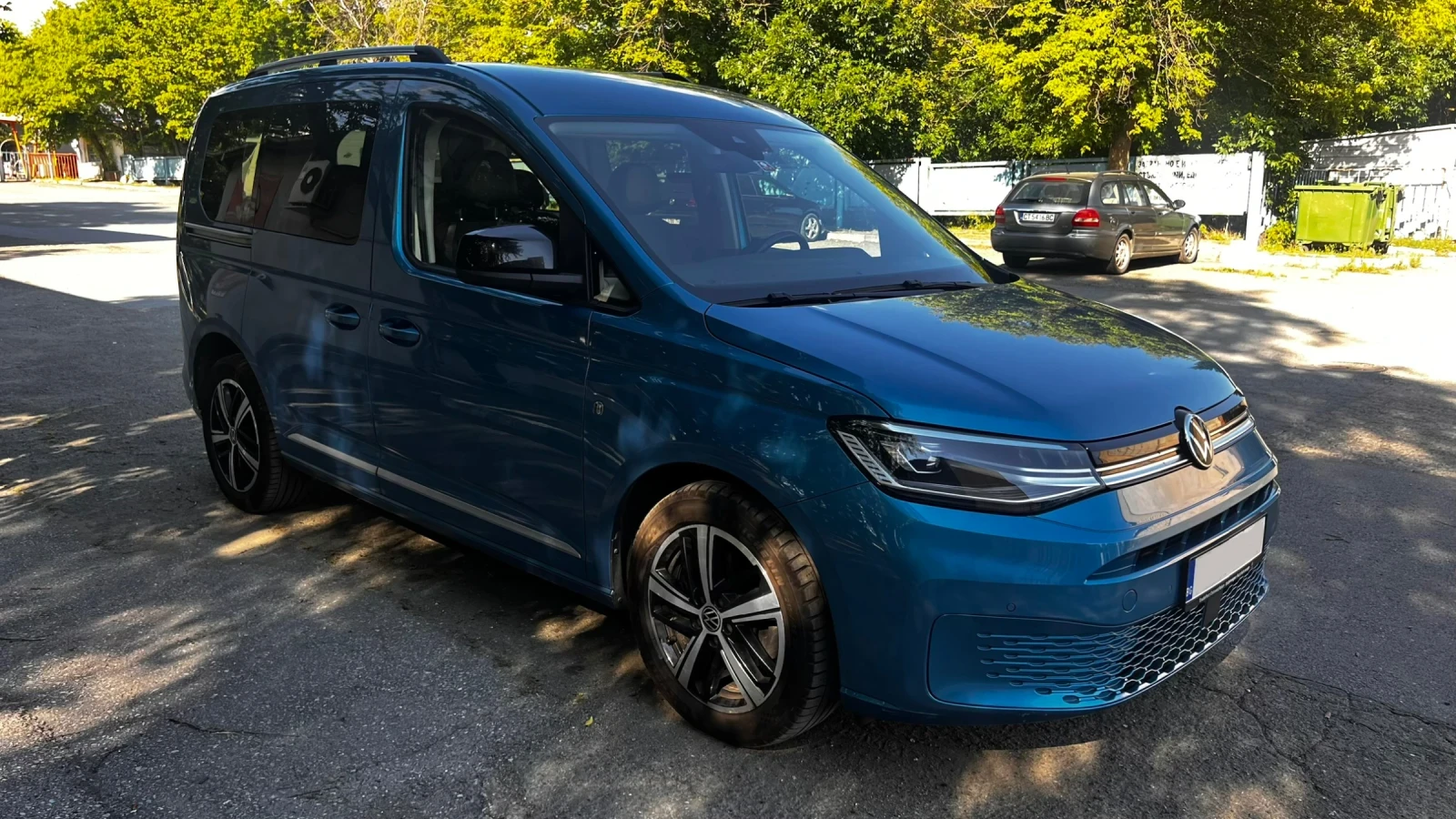 VW Caddy, снимка 3 - Автомобили и джипове - 54912467