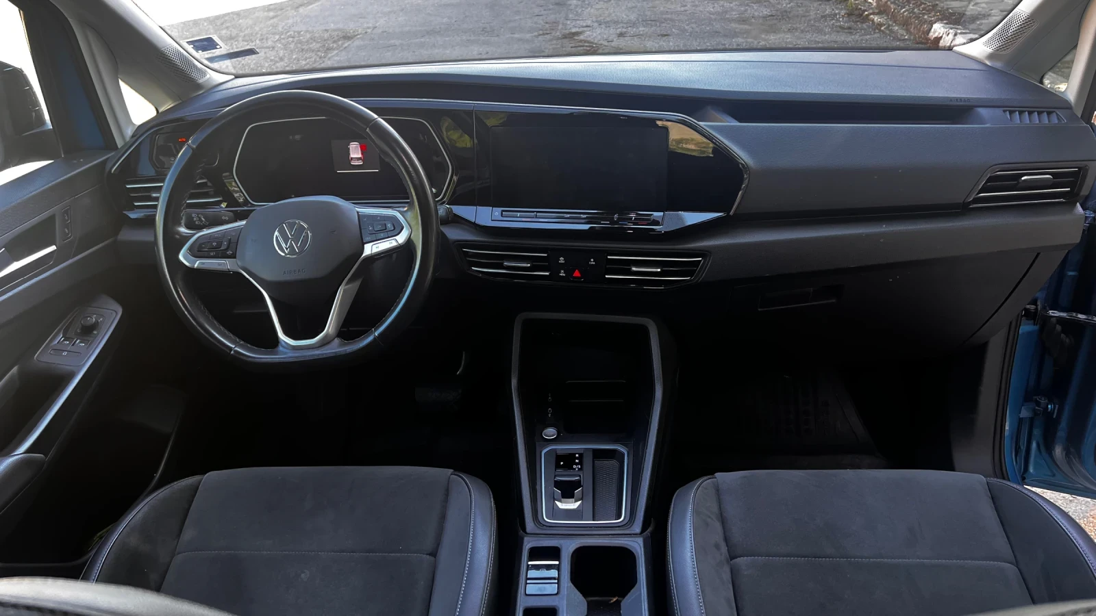 VW Caddy, снимка 8 - Автомобили и джипове - 54912467