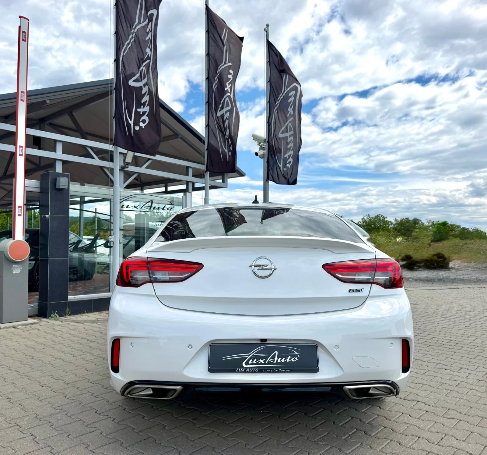 Opel Insignia 2.0Bi-TURBO#GSI#4x4#RECARO#O��������#EXCLUSIVE | Mobile.bg � ����������� 4