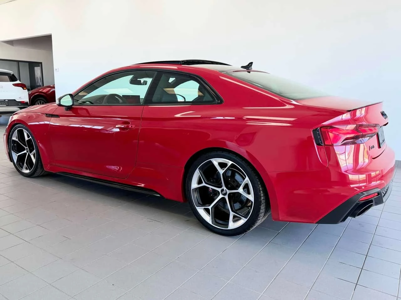 Audi Rs5 * 2.9 TFSI quattro * CARFAX * БЕЗ ПЪРВОНАЧАЛНА ВНО, снимка 2 - Автомобили и джипове - 56170160