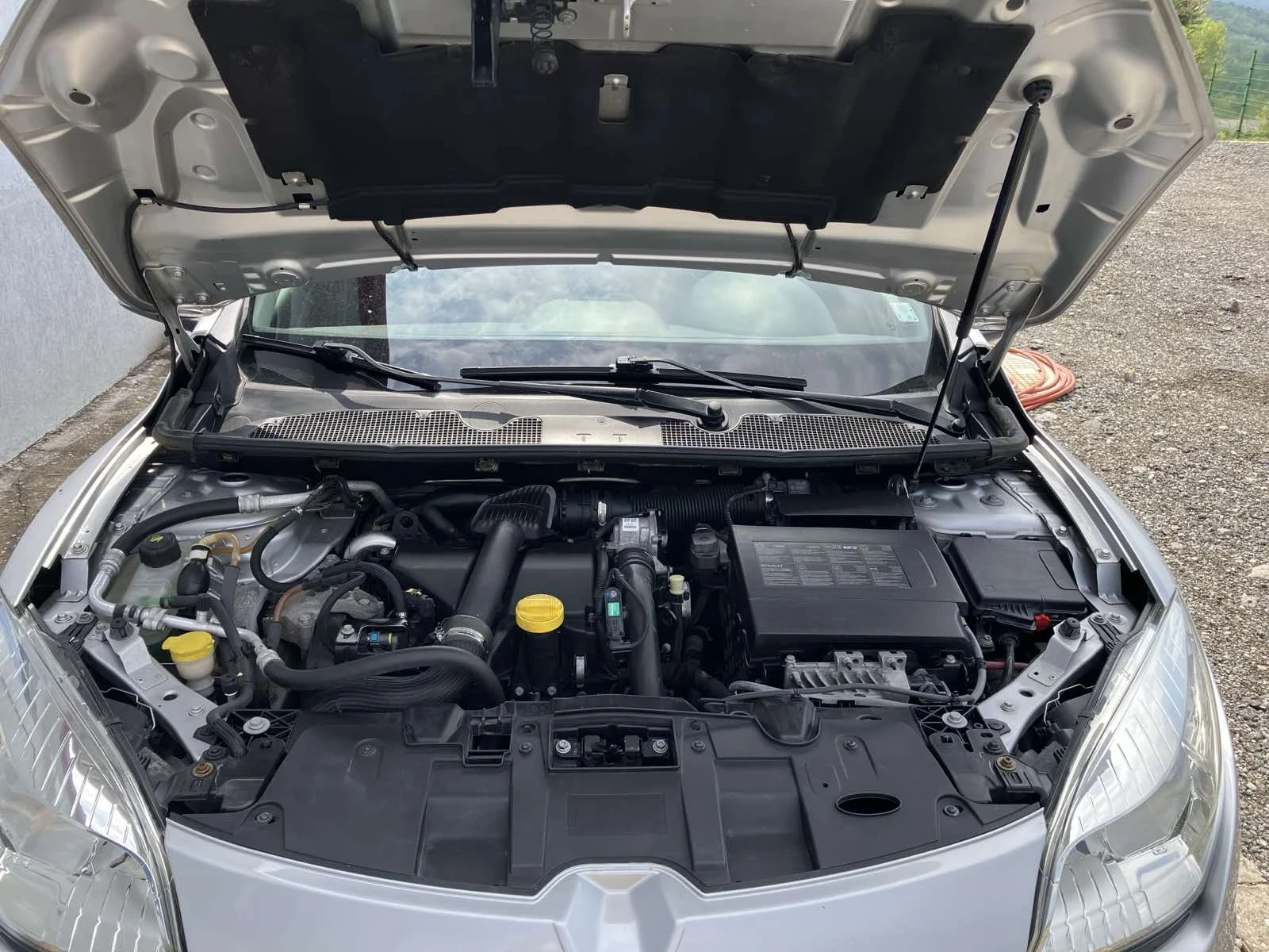 Renault Megane КУПЪВАНА НОВА ОТ БГ., снимка 11 - Автомобили и джипове - 56225881