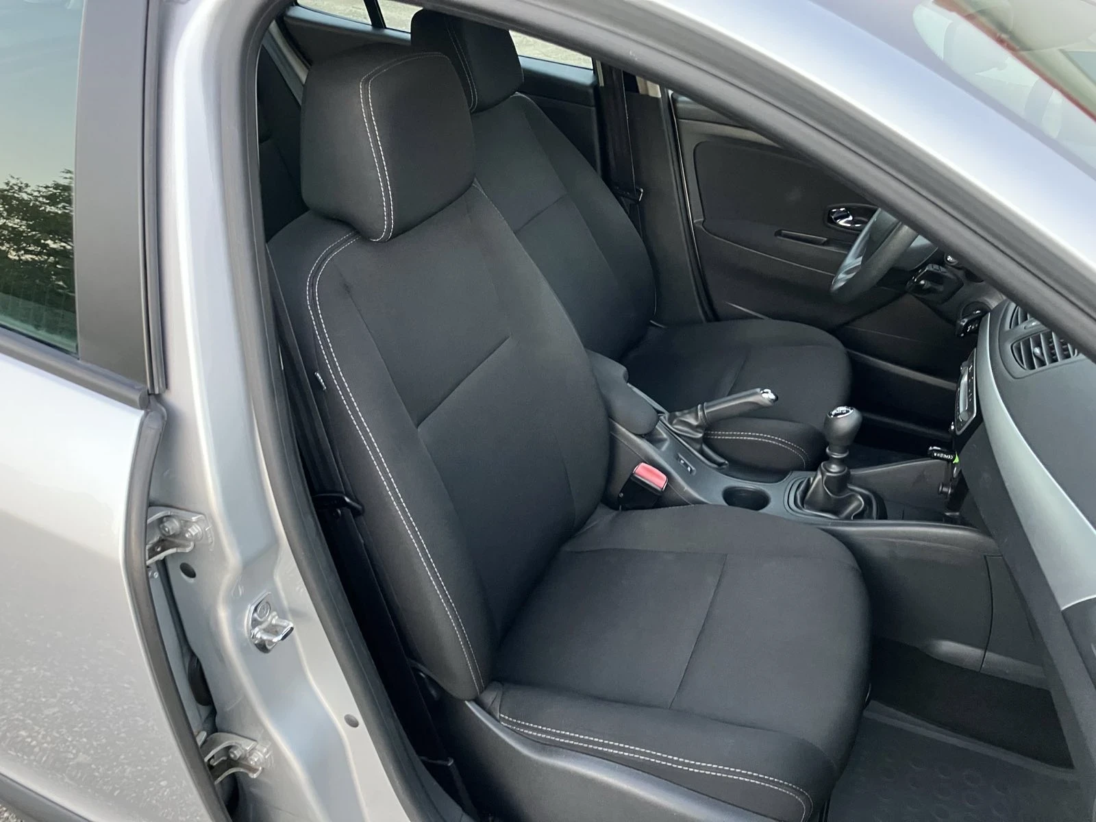 Renault Megane КУПЪВАНА НОВА ОТ БГ., снимка 7 - Автомобили и джипове - 56225881