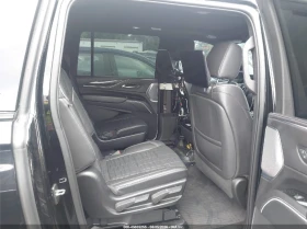 Cadillac Escalade ESV 4WD SPORT PLATINUM, снимка 9