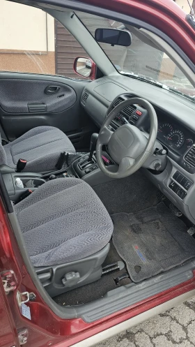 Suzuki Grand vitara 2.5 Газ, Автоматик, снимка 13