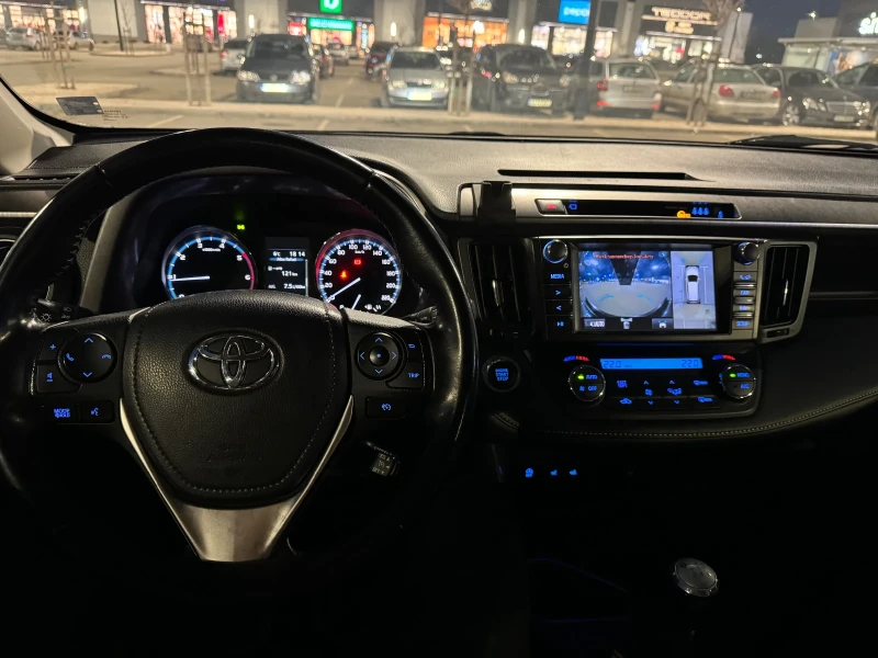 Toyota Rav4, снимка 11 - Автомобили и джипове - 48953886