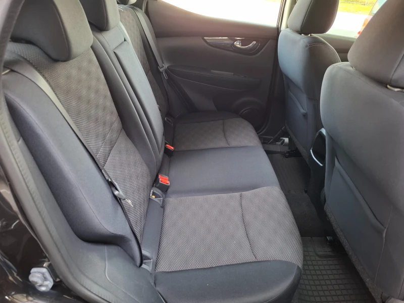 Nissan Qashqai 1.6 dCi* АВТОМАТИК* NAVI* 112500к.м.* CAMERA* LED, снимка 9 - Автомобили и джипове - 50651288
