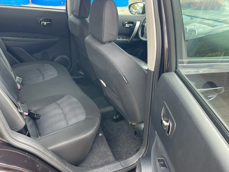 Nissan Qashqai НОВ ВНОС ИТАЛИЯ, снимка 12 - Автомобили и джипове - 51704108