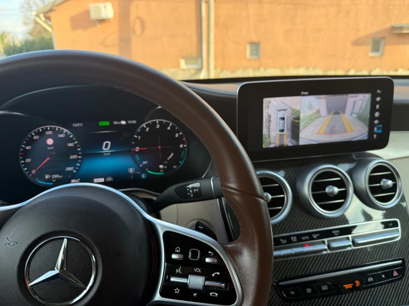 Mercedes-Benz GLC 300, снимка 11 - Автомобили и джипове - 52700871