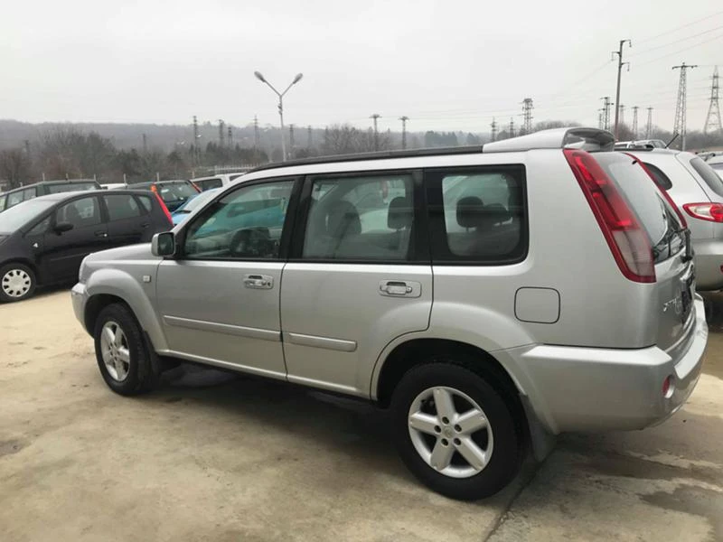 Nissan X-trail 2.2d UNIKAT,TOP, снимка 4 - Автомобили и джипове - 21253912