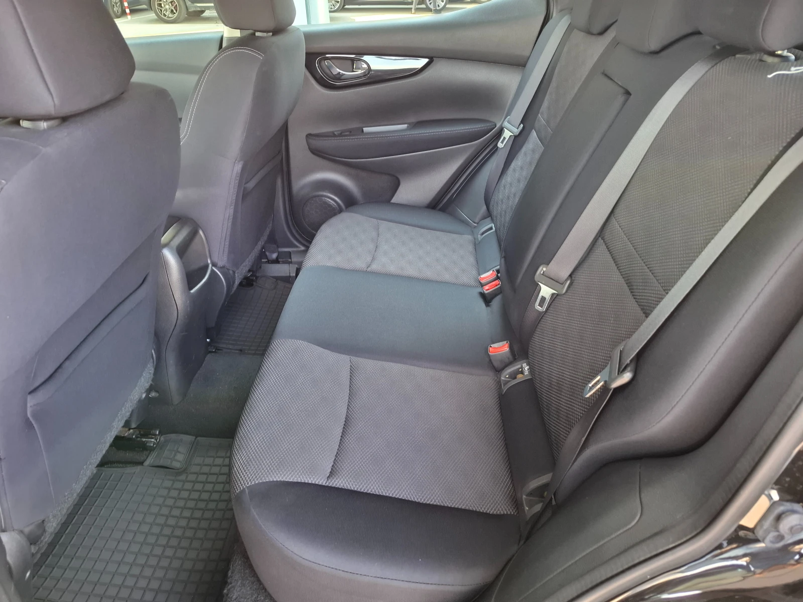 Nissan Qashqai 1.6 dCi* АВТОМАТИК* NAVI* 112500к.м.* CAMERA* LED - изображение 7
