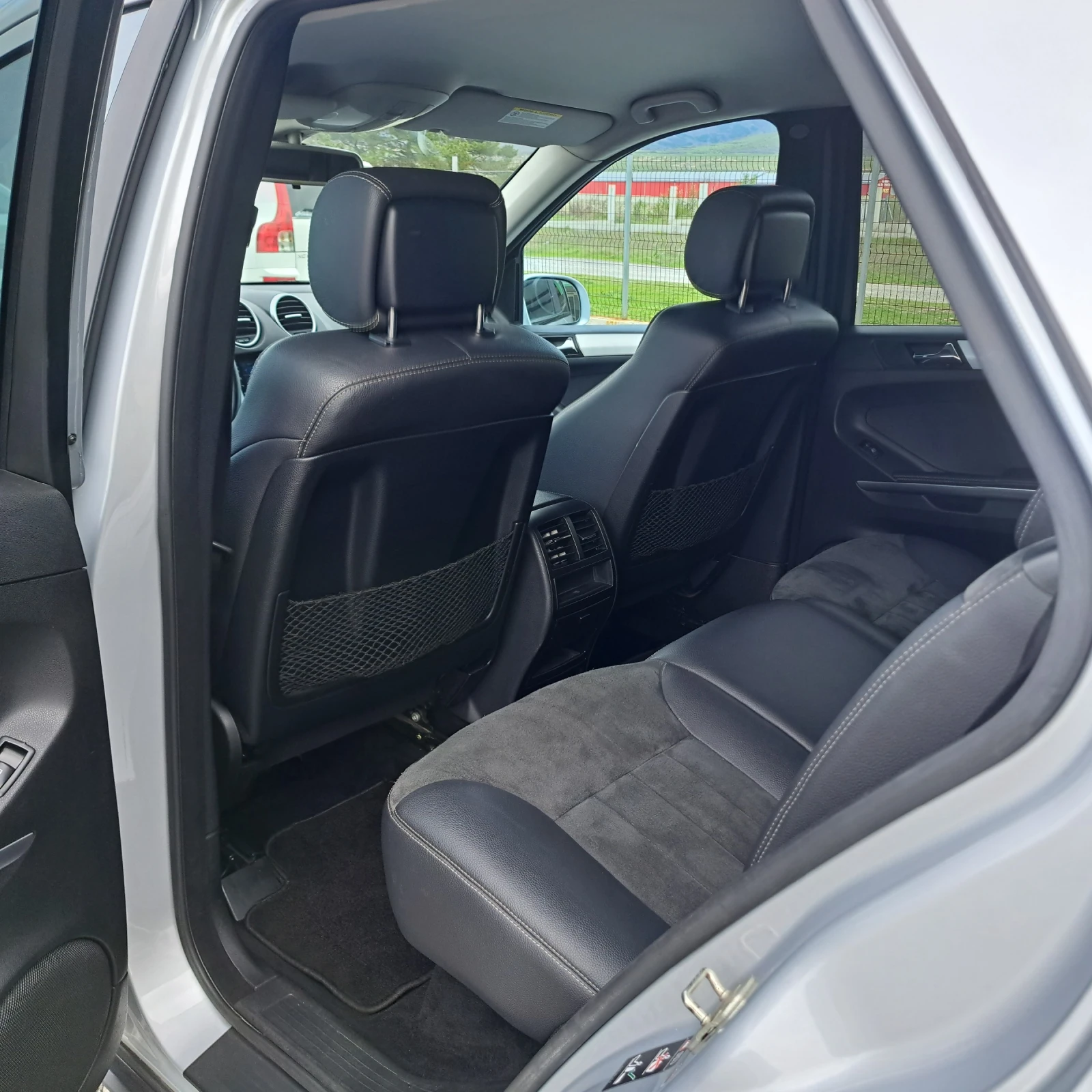 Mercedes-Benz ML 320 4MATIC* ANDROID MEDIA* ОТЛИЧЕН!* , снимка 10 - Автомобили и джипове - 54191618