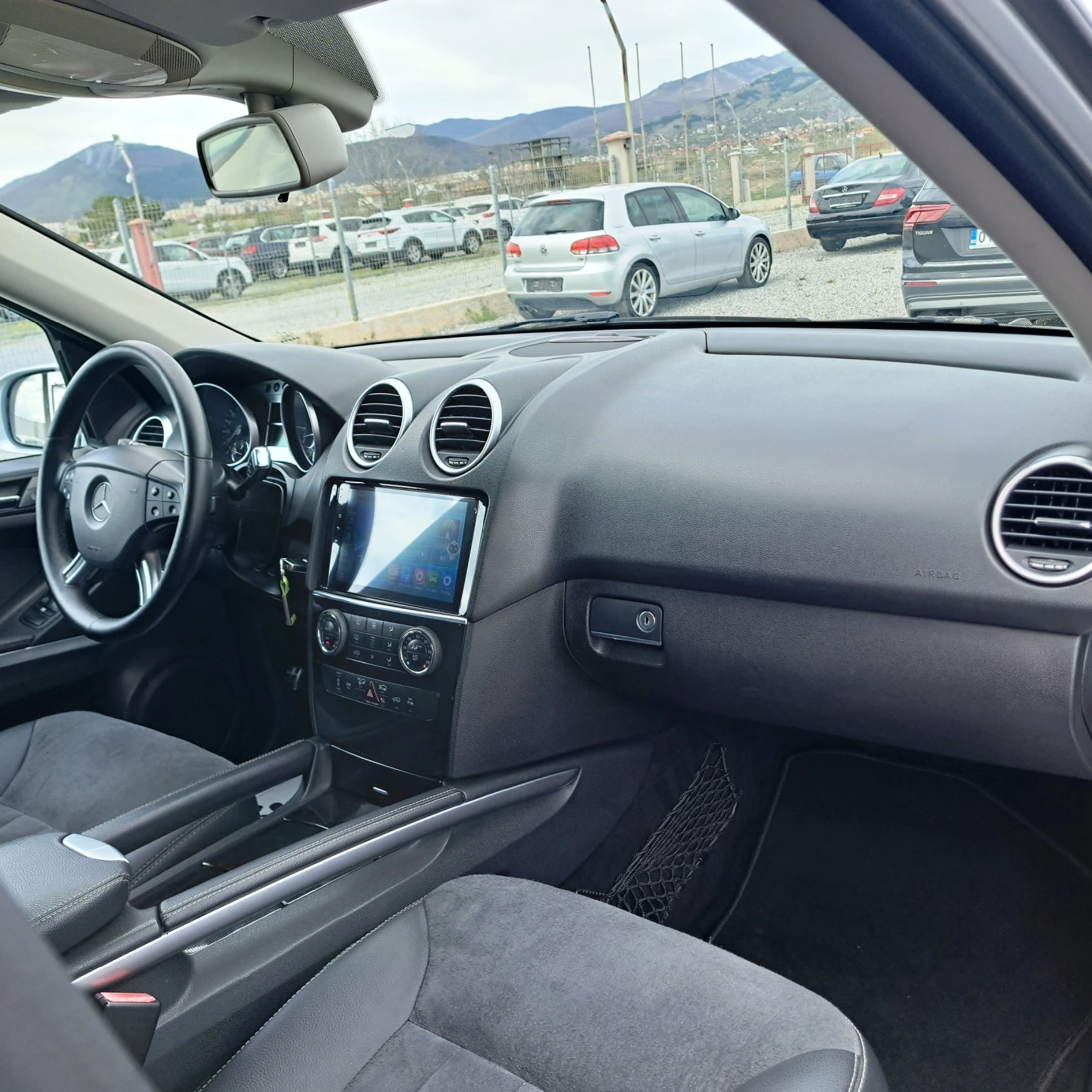 Mercedes-Benz ML 320 4MATIC* ANDROID MEDIA* ОТЛИЧЕН!* , снимка 11 - Автомобили и джипове - 54191618