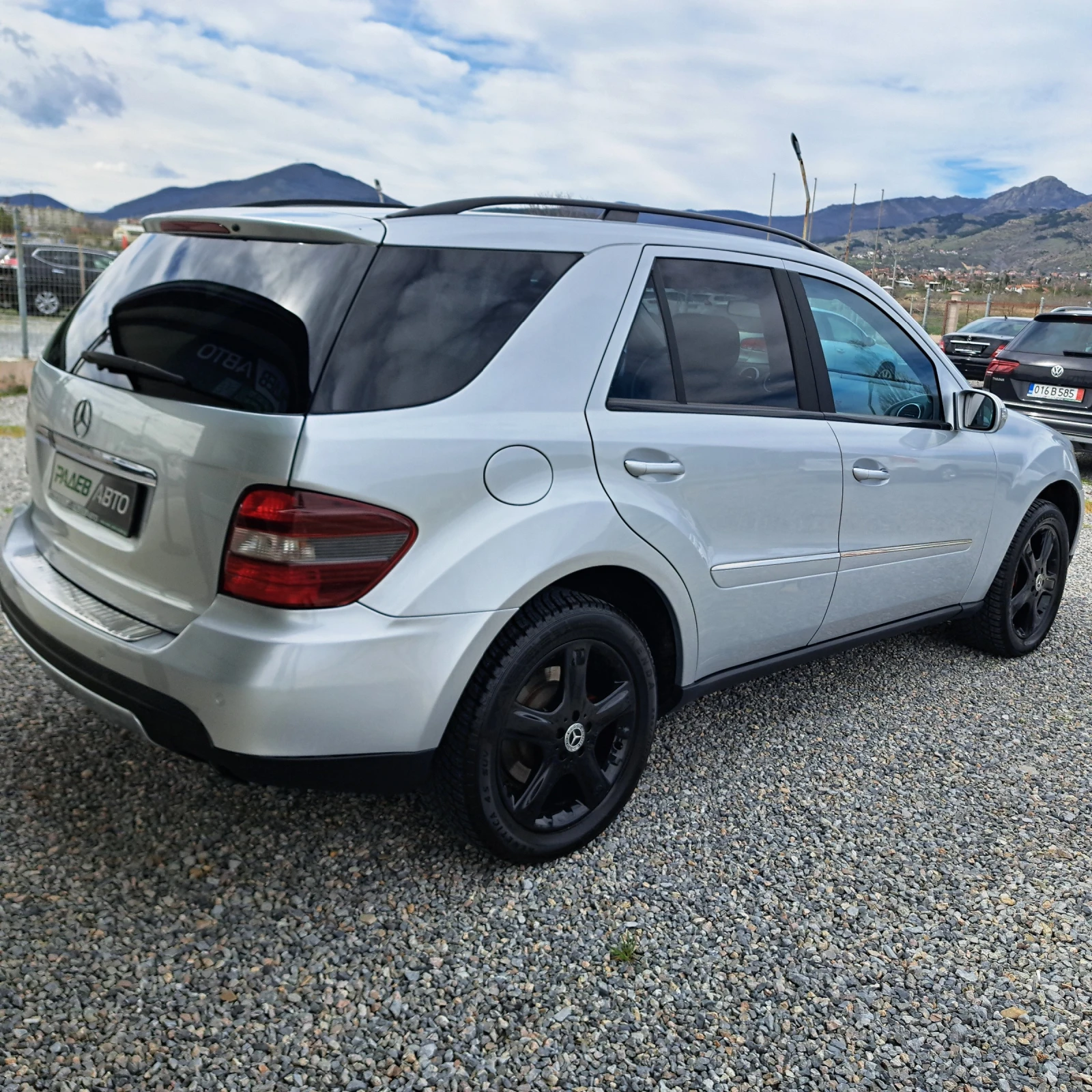 Mercedes-Benz ML 320 4MATIC* ANDROID MEDIA* ОТЛИЧЕН!* , снимка 7 - Автомобили и джипове - 54191618