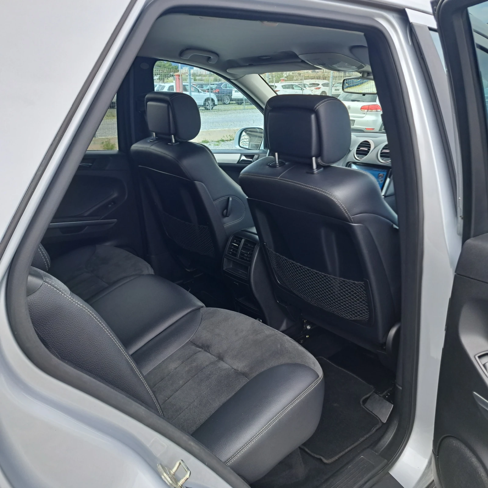 Mercedes-Benz ML 320 4MATIC* ANDROID MEDIA* ОТЛИЧЕН!* , снимка 12 - Автомобили и джипове - 54191618