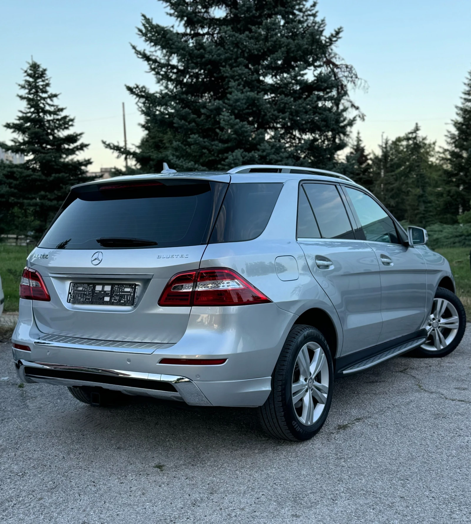 Mercedes-Benz ML 350 163 000км* AMG* ПОДГРЕВ* 360 CAM* ПАНОРАМА* PARK A, снимка 6 - Автомобили и джипове - 55026620