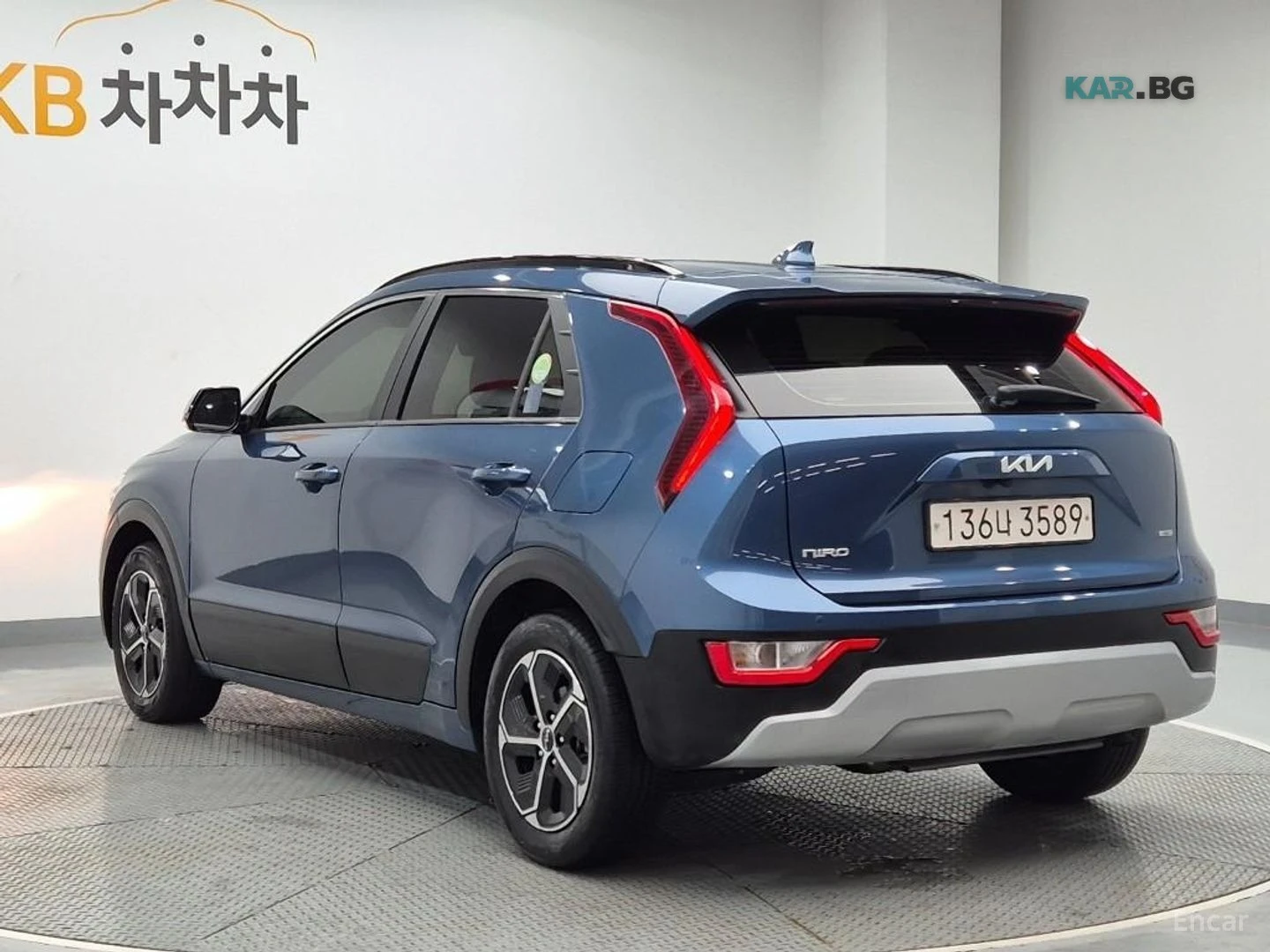 Kia Niro PRESTIGE* 4 ПОДГРЕВА* КАМЕРА* СЛЕД НА ЛЕНТИ, снимка 2 - Автомобили и джипове - 55167580