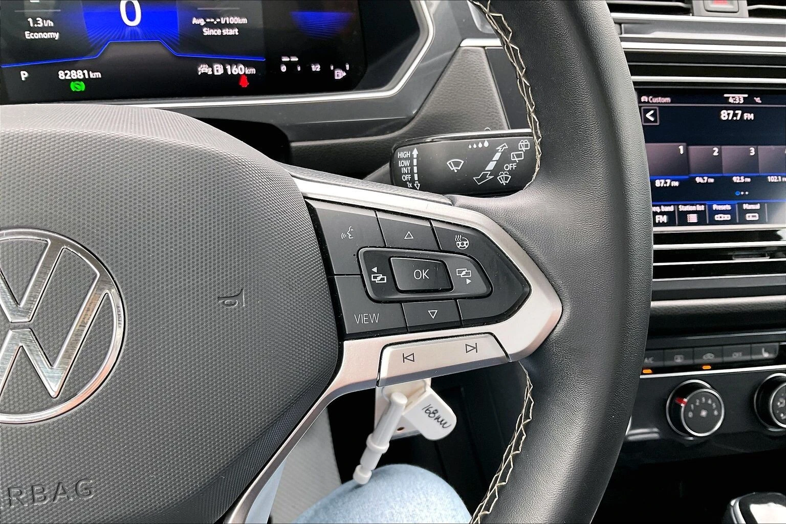 VW Tiguan 4Motion* АвтоКредит* (ЦЕНА ДО БГ), снимка 10 - Автомобили и джипове - 55224629